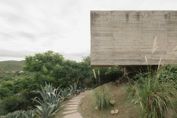 A cover of "Architecture" cluster. The owner is fluckseder.g. The cluster consists of 8 elements.