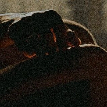 A cover of "body" cluster. The owner is zeefran1. The cluster consists of 27 elements.