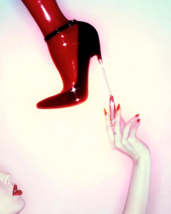 A cover of "louboutin" cluster. The owner is doroteacarloni. The cluster consists of 87 elements.