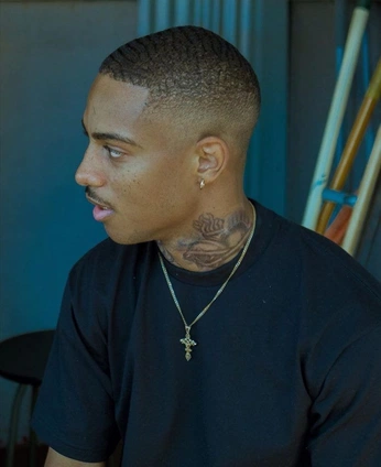 A cover of "HairStyles" cluster. The owner is letsevolve. The cluster consists of 4 elements.