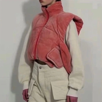 A cover of "Vest" cluster. The owner is bosshoggduke. The cluster consists of 21 elements.