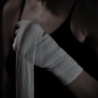 A cover of "murder mystery" cluster. The owner is sabrinasolis. The cluster consists of 7 elements.