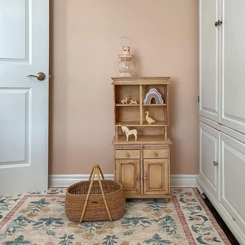 A cover of "Playroom" cluster. The owner is natalia. The cluster consists of 30 elements.