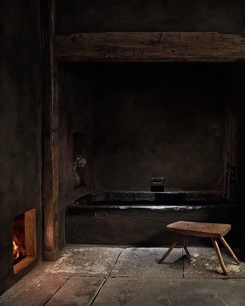 A cover of "Dark Cottagecore" cluster. The owner is shannonigans. The cluster consists of 202 elements.