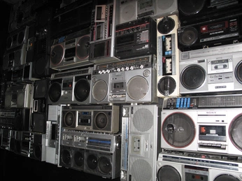 A cover of "Website" cluster. The owner is giorgio.jimenez. The cluster consists of 23 elements.