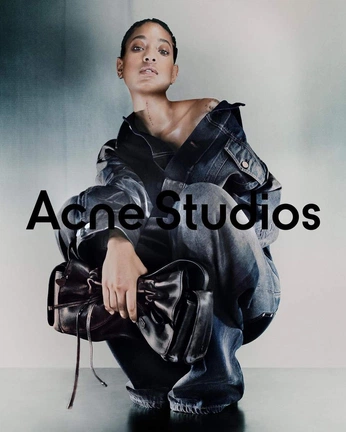 A cover of "fashion" cluster. The owner is sydneychen. The cluster consists of 18 elements.