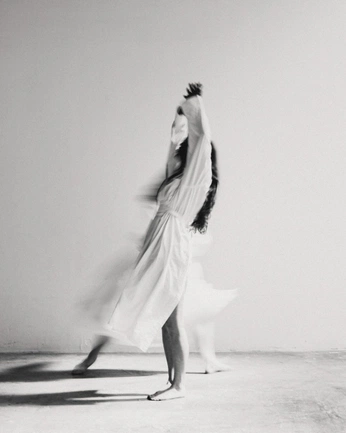 A cover of "Aoife" cluster. The owner is zabbs. The cluster consists of 5 elements.