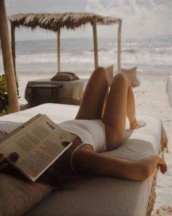 A cover of "Hotels" cluster. The owner is tetianask. The cluster consists of 1 element.