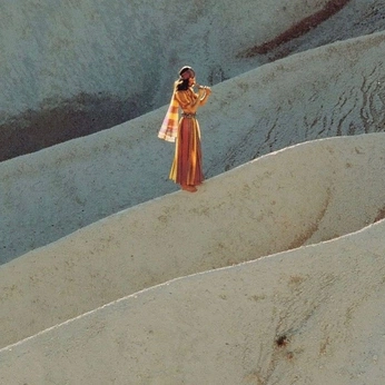 A cover of "Cosmic Girl" cluster. The owner is cultesh. The cluster consists of 42 elements.