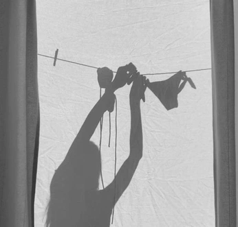 A cover of "HookDealers" cluster. The owner is blackcoffeepot. The cluster consists of 89 elements.