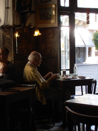 A cover of "la moda non invecchia" cluster. The owner is lorees. The cluster consists of 11 elements.