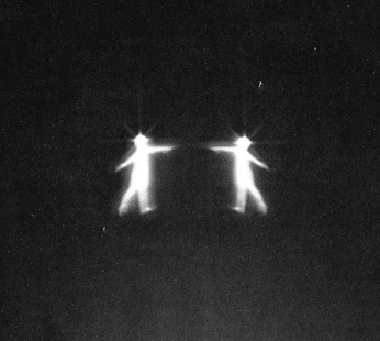 A cover of "Weird." cluster. The owner is muhhx. The cluster consists of 30 elements.