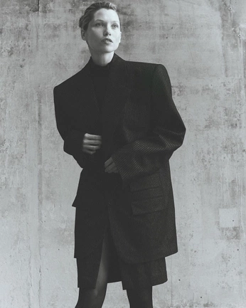 A cover of "Pandora" cluster. The owner is nasssss. The cluster consists of 5 elements.