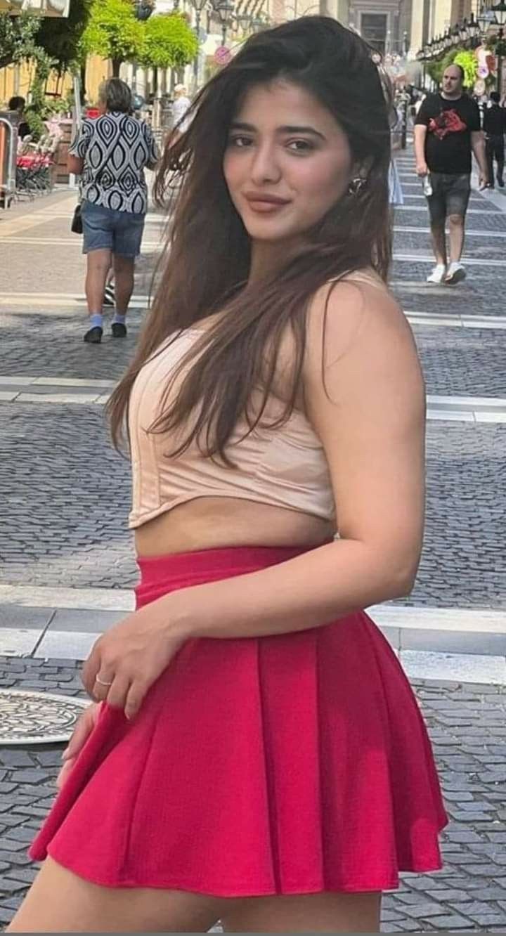 𑣲 > 9910780858 Vile Parle East Russian Call Girls In Mumbai