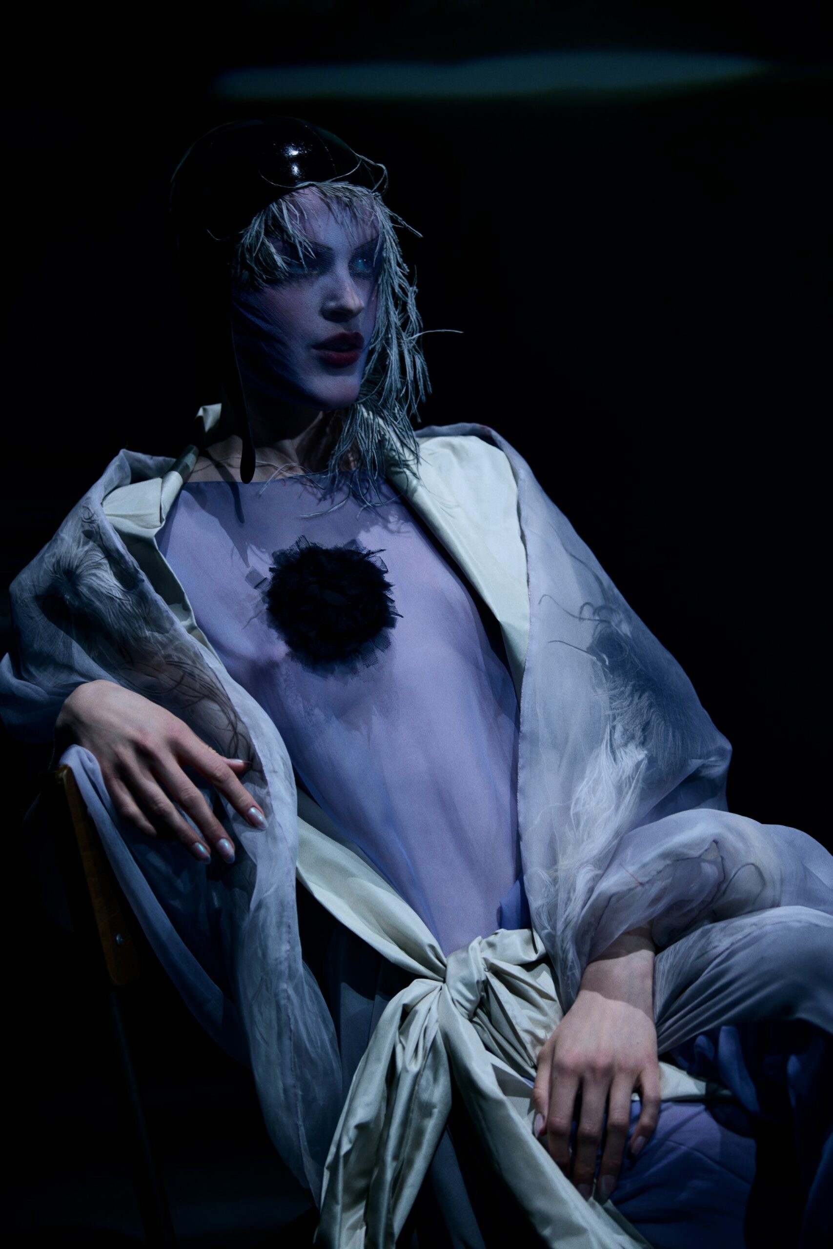 A look from the Maison Margiela Artisanal Fall 2022 couture collection by John Galliano.
