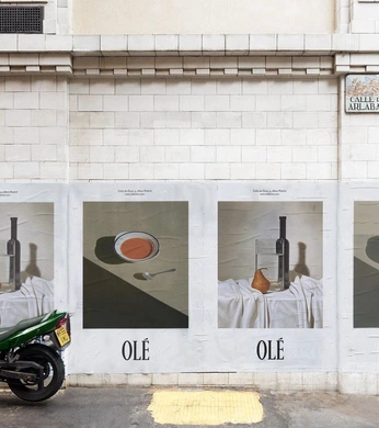 A cover of "MOCKUP" cluster. The owner is lydiaharouna. The cluster consists of 5 elements.