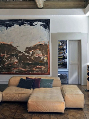 A cover of "Home" cluster. The owner is goldenovaries. The cluster consists of 29 elements.