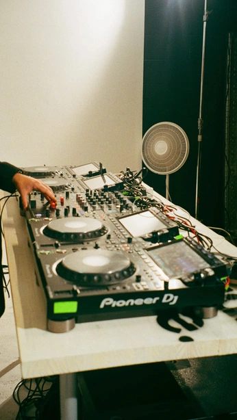 A cover of "DJ FEST" cluster. The owner is mfsasa. The cluster consists of 11 elements.