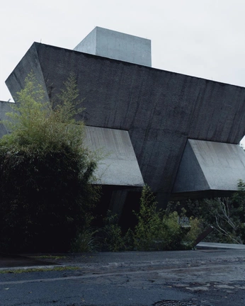 A cover of "Chritian arts" cluster. The owner is g.philips. The cluster consists of 13 elements.