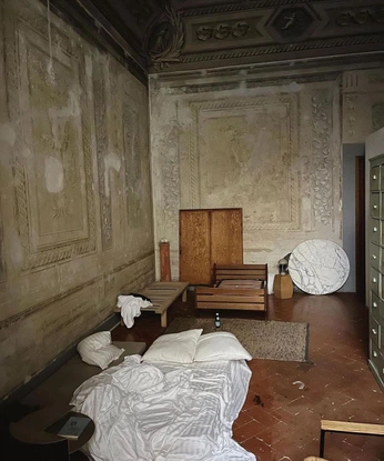 A cover of "Old furniture" cluster. The owner is vamackeyspace. The cluster consists of 18 elements.