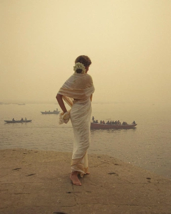 A cover of "india" cluster. The owner is eliapezteguia. The cluster consists of 21 elements.