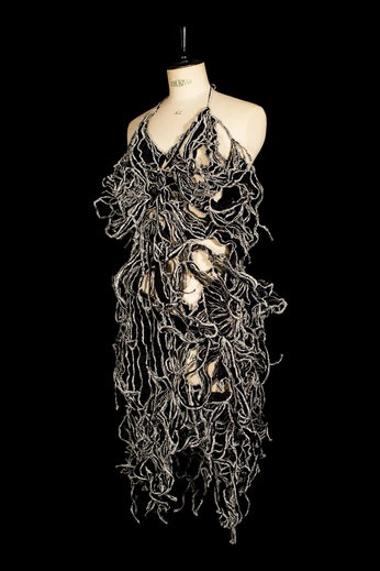 A cover of "adorned" cluster. The owner is beingoflight. The cluster consists of 5 elements.