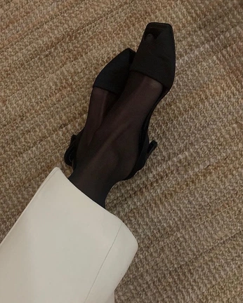 A cover of "April 2025" cluster. The owner is firarietveld. The cluster consists of 106 elements.