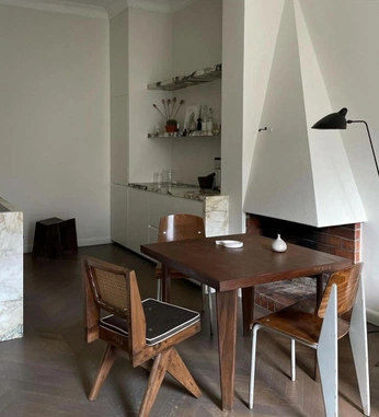 A cover of "dream life" cluster. The owner is alananicholson. The cluster consists of 5 elements.