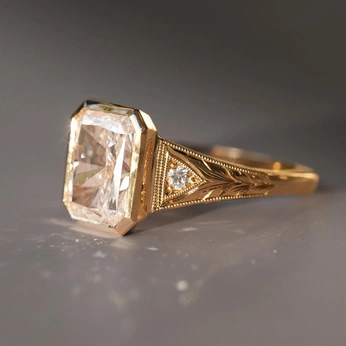 A cover of "Rang" cluster. The owner is juice22. The cluster consists of 3 elements.