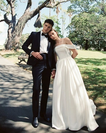 A cover of "wed" cluster. The owner is ukiyostudio. The cluster consists of 9 elements.