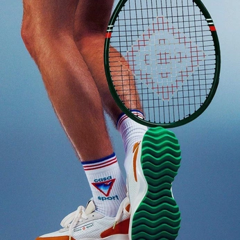 A cover of "MVMT" cluster. The owner is cghirardini. The cluster consists of 380 elements.