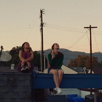 A cover of "(t)rails" cluster. The owner is cerfdansant. The cluster consists of 168 elements.