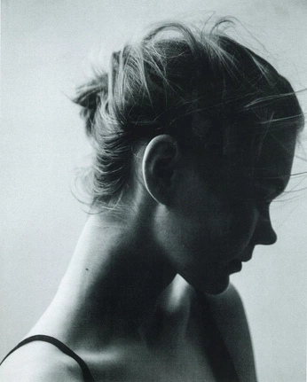 A cover of "Headshot references" cluster. The owner is thywhoseek. The cluster consists of 4 elements.