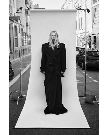 A cover of "Editorial" cluster. The owner is inmyopinion.jpg. The cluster description is "Photography refrence for branding". The cluster consists of 19 elements.