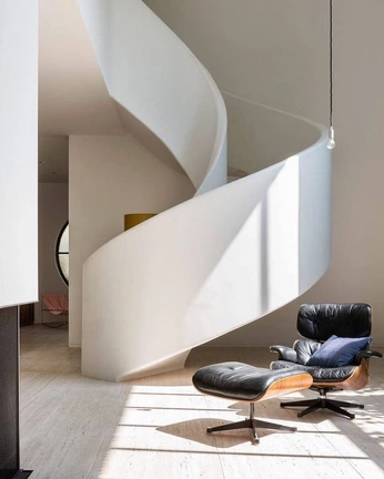 A cover of "• Interior" cluster. The owner is edoardog. The cluster consists of 2 elements.