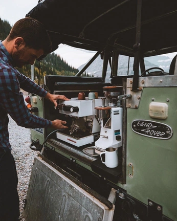 A cover of "HONDA TRUCK POP UP" cluster. The owner is carlosbeserra. The cluster consists of 2 elements.