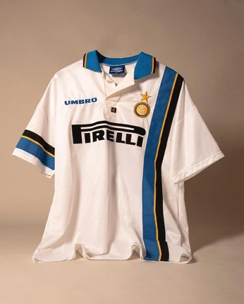 A cover of "BLOCKCORE" cluster. The owner is miguelst997. The cluster consists of 6 elements.