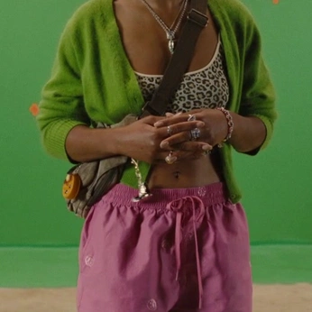 A cover of "u401" cluster. The owner is stillrein. The cluster consists of 2 elements.