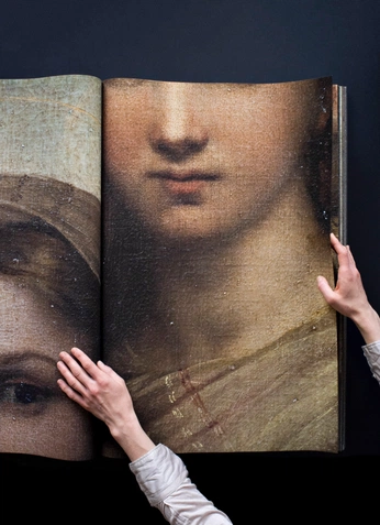 A cover of "†" cluster. The owner is eertmoed.studio. The cluster consists of 13 elements.