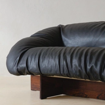 A cover of "Home" cluster. The owner is jzcreativespace. The cluster consists of 44 elements.