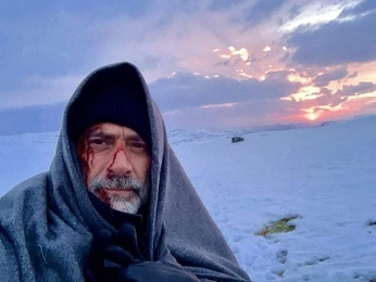 A cover of "TWD" cluster. The owner is crumbrichard. The cluster consists of 15 elements.