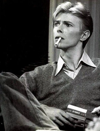 A cover of "Art class inspo" cluster. The owner is caspergeist. The cluster consists of 205 elements.