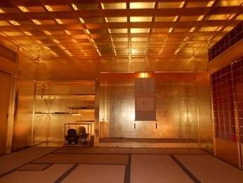 A cover of "Pics" cluster. The owner is bbrother92. The cluster consists of 111 elements.