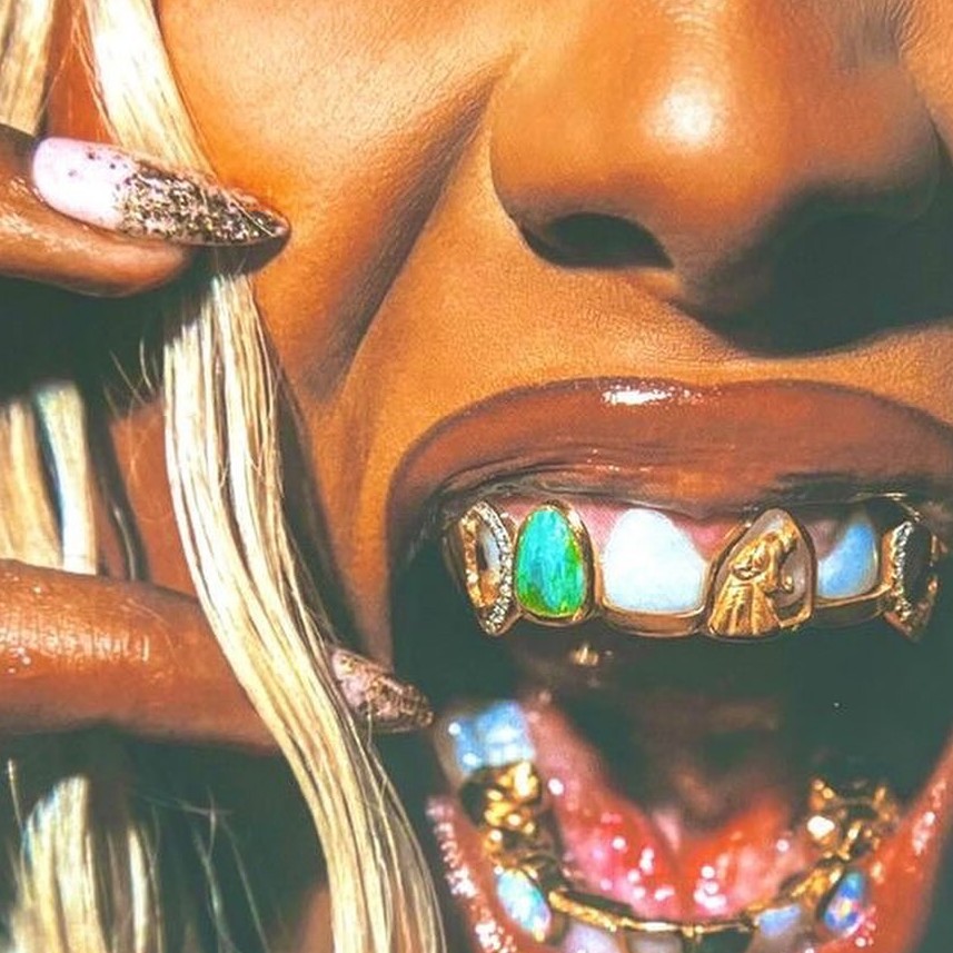 Jeweled Mundane