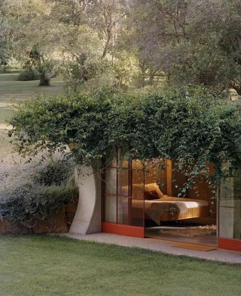 A cover of "limitless space" cluster. The owner is serenearth. The cluster consists of 38 elements.