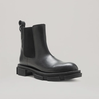 A cover of "Shoes" cluster. The owner is noah. The cluster consists of 36 elements.