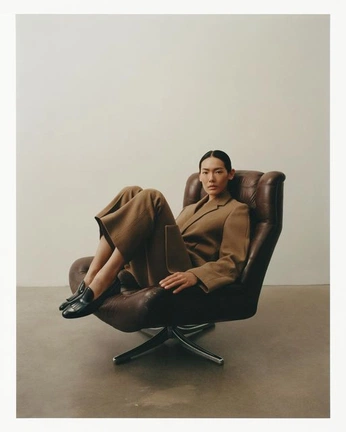 A cover of "D IO" cluster. The owner is kenkenkenken. The cluster consists of 47 elements.