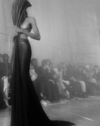 A cover of "fashion" cluster. The owner is 4el1e. The cluster consists of 4 elements.