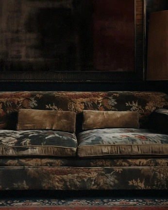 A cover of "valentino" cluster. The owner is mayaboluktas. The cluster consists of 50 elements.