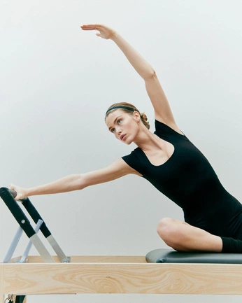 A cover of "ON - ST" cluster. The owner is raihanrhn. The cluster consists of 20 elements.